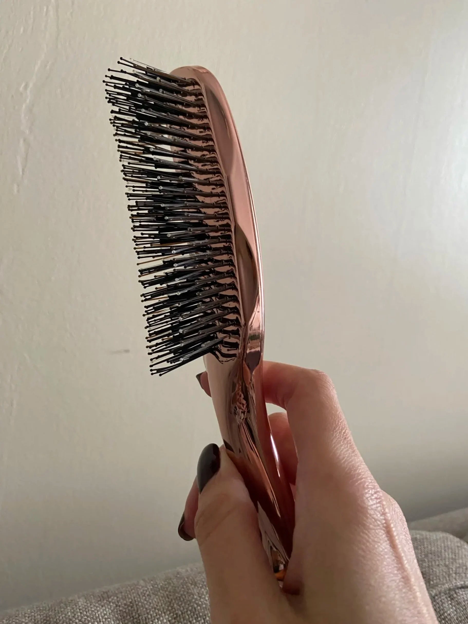 The Rose Gold Scalp Revival Brush